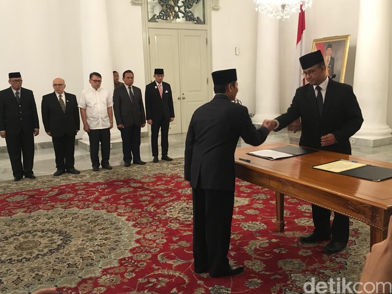 Anies Lantik Eks Direktur di PUPR Jadi Kepala UPT Rumah DP Rp 0 Anies Lantik Eks Direktur di PUPR Jadi Kepala UPT Rumah DP Rp 0