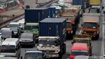 Hari Ini Truk Masih Nekat Lewat Tol Cikampek