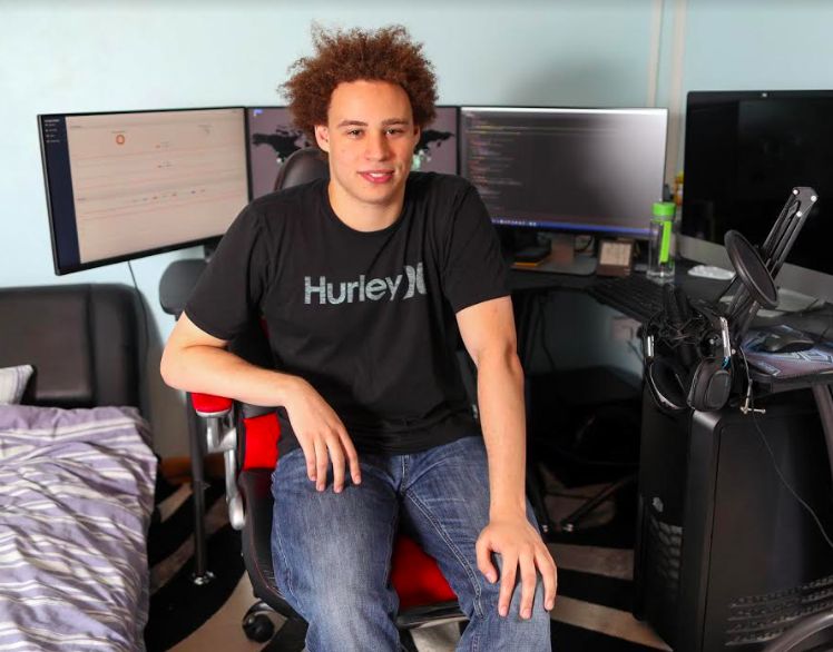 Marcus si Hacker