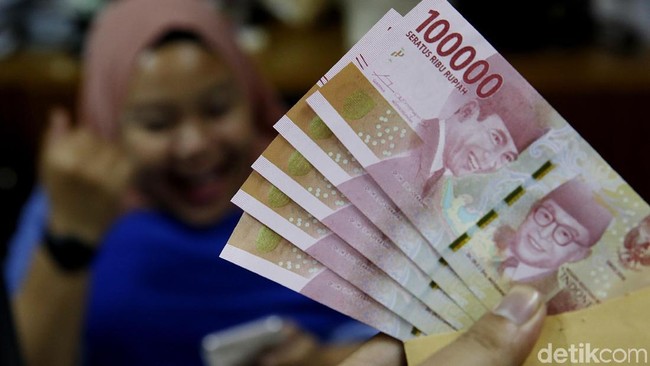 Taklukan Dolar AS, Rupiah Perkasa di Asia