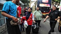 Para pemudik berasal dari beragam kalangan yang merupakan mitra BUMN migas, mulai dari marbut, mekanik bengkel, petugas SPBU, supir truk tangki, pekerja outsource, pekerja pabrik pelumas, hingga mitra binaan CSR.