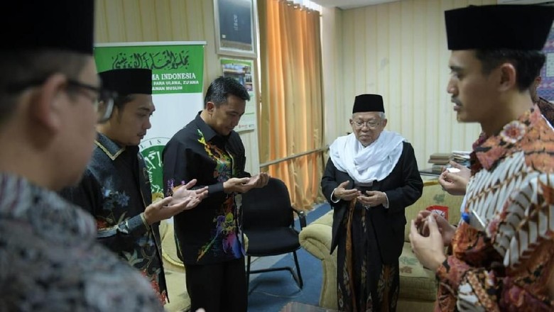 Menpora Minta Ketua MUI Doakan Asian Games dan Asian Para Games 2018 Sukses Menpora Minta Ketua MUI Doakan Asian Games dan Asian Para Games 2018 Sukses