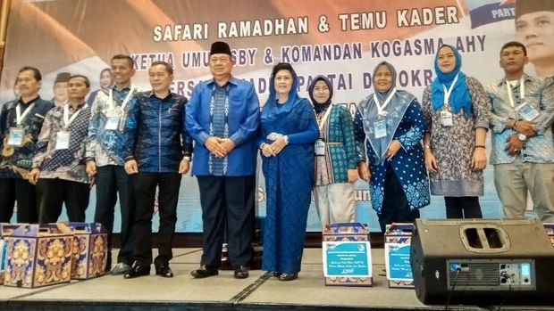 SBY Minta Kader Demokrat Awasi Kinerja Pemerintahan Jokowi