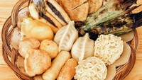 Netizen @eatintangerang ini punya pempek yang bisa dimakan sekeluarga. Gimana tidak? Porsinya banyak banget dan pilihan pempeknya juga lengkap banget nih. Mantap!