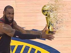 Parade Meme Kocak LeBron James Kalah di Final NBA