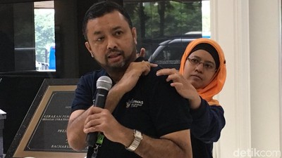 Foto: Pijat Area Ini untuk Atasi Mual dan Pusing Saat Mudik