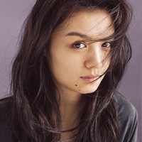 Selebriti lainnya adalah aktris Chun Xia asal China. wajah wanita 25 tahun ini tampak segar dan tak terlihat pucat meskipun tanpa makeup. Lewat #BareSkinProject, aku ingin menunjukkan ketulusanku kepada para penonton dan penggemarku dan memperlihatkan kulitku yang paling alami, tulis Chun Xia di Instagram resmi SK-II. Foto: Instagram