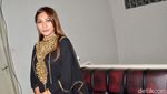 Dilecehkan, Tata Janeeta Pukul Oknum Tersebut