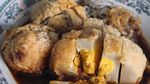 Mantap! Berbuka dengan Seporsi Pempek Gurih Berendam Cuko