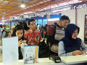 Ramai! Kereta Bandara Soekarno Hatta Diserbu Pemudik