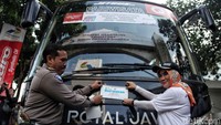 Plt Dirut Pertamina Nicke Widyawati bersama jajaran direksi melakukan peluncuran Mudik Bareng Pertamina di Kantor Pusat Pertamina, Jakarta Pusat, Sabtu (9/6/2018).