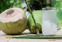 Berbuka Puasa dengan Air Kelapa, Ternyata Ada 12 Manfaat Bagi Kesehatan