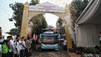 Pemberangkatan bus dilaksanakan dari tiga titik pemberangkatan, yaitu dari Kantor Pusat Pertamina pada 9 Juni 2018 sebanyak 590 pemudik, dari Area Parkir Keong Mas, Taman Mini Indonesia Indah (TMII) pada 11 Juni 2018 dengan peserta sebanyak 4.256 pemudik, serta satu bus berkapasitas 54 orang berangkat bersama-sama BUMN lain dalam Program Mudik Bareng Kementerian BUMN pada 9 Juni 2018 di Ancol. 