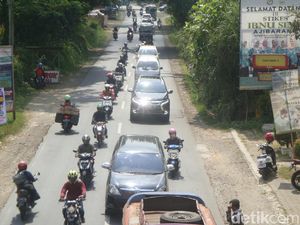 Kendaraan Mudik yang Melintasi Banyumas Meningkat Minggu Malam