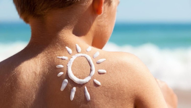 ilustrasi tabir surya anak/ Foto: thinkstock ilustrasi tabir surya anak/ Foto: thinkstock