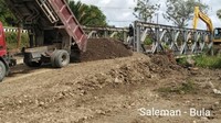 Hingga saat ini progresnya sepanjang 640 Km atau 70% dari 914 Km sudah bisa fungsional dengan kondisi sebagian beraspal dan sebagian masih perkerasan tanah. Foto: Dok. Kementerian PUPR