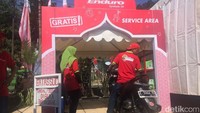 Untuk itu, Pertamina menyediakan posko peristirahatan khusus pemudik yang menggunakan motor. Foto: Khairul Imam Ghozali