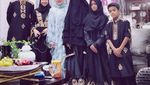 Tampannya Abidzar, Putra Almarhum Ustaz Jeffry Saat Sedang Makan