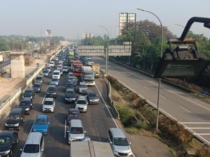 Tol Cikarang Masih Macet 2 Km