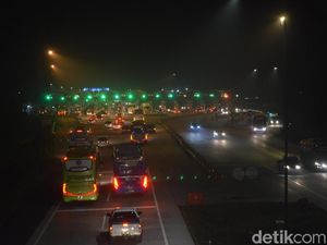 Volume Kendaraan Meningkat, 16 Gardu Tol Palimanan Dibuka