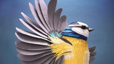 Seniman Ini Ciptakan Karya Seni yang Keren dari Kertas Warna