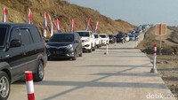 Foto: Mengenai kabar mobil yang mogok di tanjakan ini, polisi mengatakan hal itu lebih ke arah kesehatan mobil dan skill pengemudi. (Dok KSP)