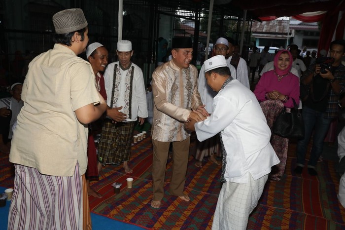 Gerakan Subuh Berjamaah: Strategi Menangkan Cagub Edy Rahmayadi