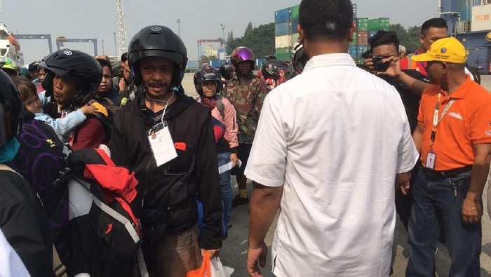 Cerita Joko Rela Mudik Gratis Naik Kapal Berjam-jam