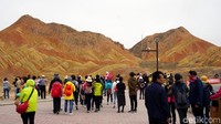 Begitu sampai di spot ini, rasa kagum dan ucapan Masya Allah tak henti-hentinya diucapkan saat melihat ciptaan Allah yang Maha Kuasa. Ini adalah tanda-tanda kebesaran dari Allah yang nyata.(Wahyu/detikTravel)