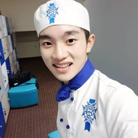 Para pecinta KPop Indonesia pun semakin terpesona dengan Vincent yang dibilang mirip D.O EXO. Foto: Instagram Vincent