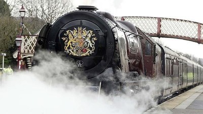 Ini Kereta Mewah yang akan Dipakai Meghan Markle dan Ratu Inggris