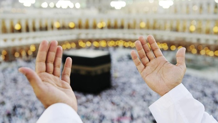 Ini Cara Mudah Berangkat Umrah untuk Para Pencinta Otomotif