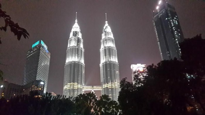 Menara Kembar Petronas di Malaysia