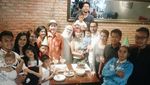So Sweet! Begini Kemesraan Keluarga Revalina S Temat saat Makan Bareng