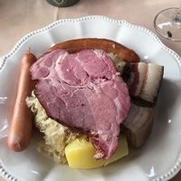 Ini Restoran yang Terakhir Dikunjungi Anthony Bourdain Sebelum Meninggal