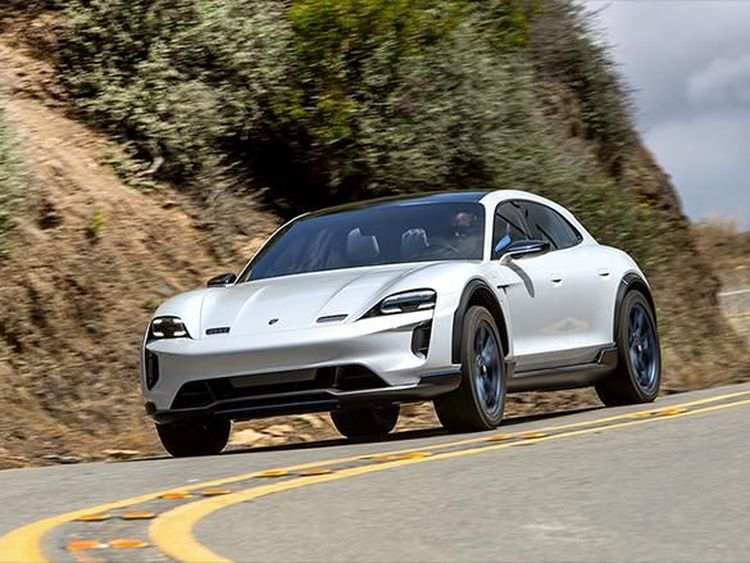 Taycan, Mobil Listrik Gahar Porsche