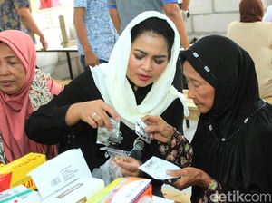 Puti Angkat Program Rumah Sakit Tanpa Tolak dan Kartu Jatim Sehat