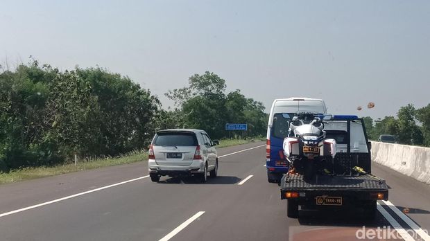Lepas dari Palimanan, Jalur Tol Ramai Lancar ke Arah Kanci