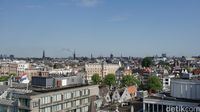 Panorama dari bagian rooftop kantornya (Afif Farhan/detikTravel)