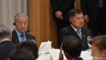 Ramai Dibahas, Begini Momen Mahathir Kunker Perdana ke Jepang