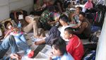 Pedih! Gerbong Barang Dipakai untuk Angkut Pemudik di 2006