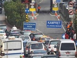 Kumpulan Meme Heboh Tol Jokowi