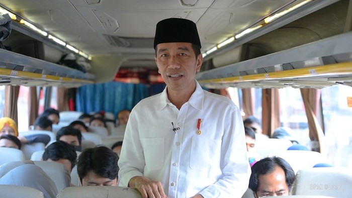 Gaya Beda Jokowi Beri Selamat Mudik dan Lebaran