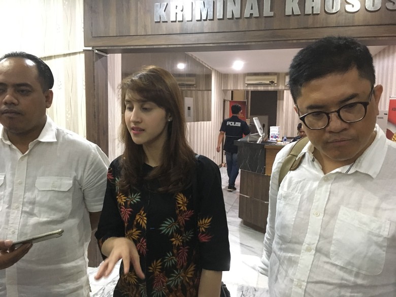 Usai Diperiksa Polisi, Tsamara Mengaku Pernah Difitnah Hulk Usai Diperiksa Polisi, Tsamara Mengaku Pernah Difitnah Hulk