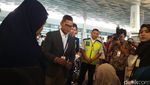 Pantau Layanan Mudik, Bos Garuda Blusukan ke Terminal 3 Soetta