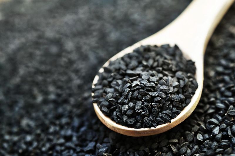Jinten Hitam