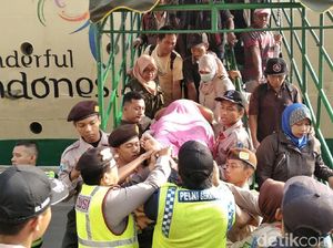 Kontraksi, Penumpang Hamil di Kapal Labobar Dilarikan ke RS PHC