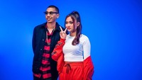 Meski di foto ini, Marion kena nyinyir netizen gara-gara perutnya terlihat buncit. Foto: Instagram Marion Jola