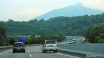 Foto: Panorama Jalan Tol yang Disebut Terindah di Jalur Mudik