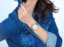 Utang Miliaran di Balik Senyum Manis YouTuber Cantik